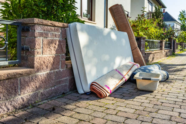 Best Mattress Removal Service  in Midland City, AL